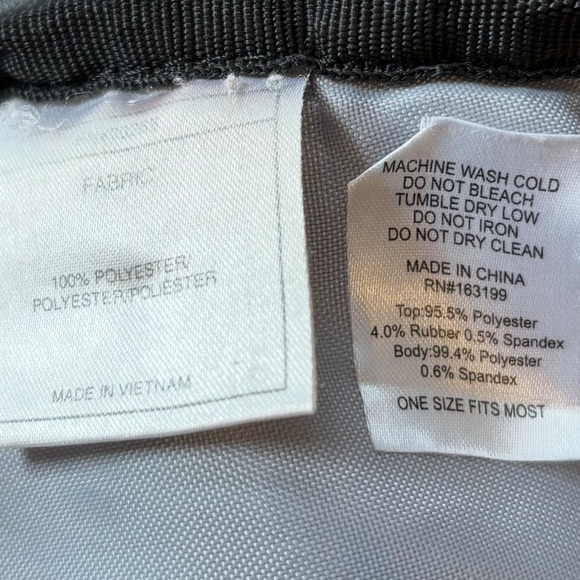 Adidas Classic Black Dillion Unisex Youth Adjustable Strap Backpack - Picture 4 of 9